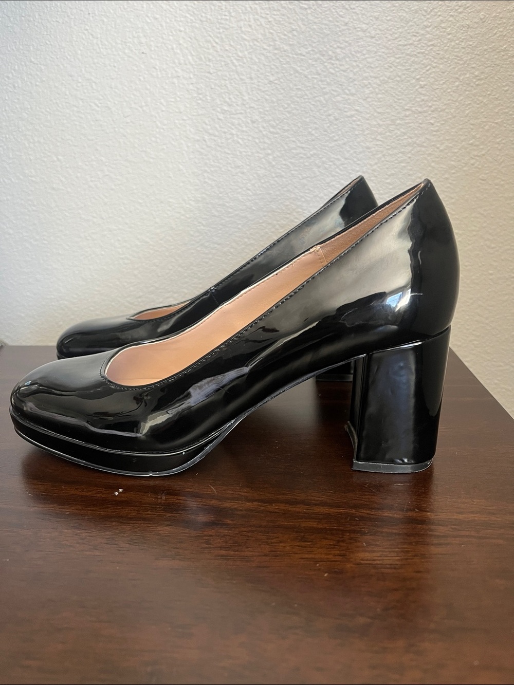 Bandolino Black Block Heel Pumps - Womenโs 7.5